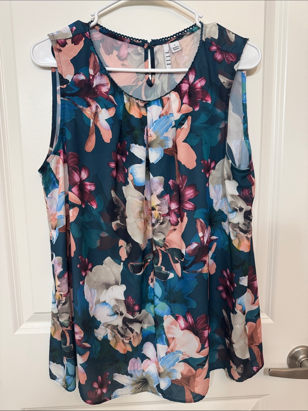 Elle Floral Sleeveless Blouse in Teal and Pink